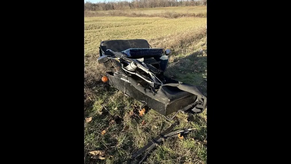12-22-25-hopkinsville-road-buggy-vs-car-crash