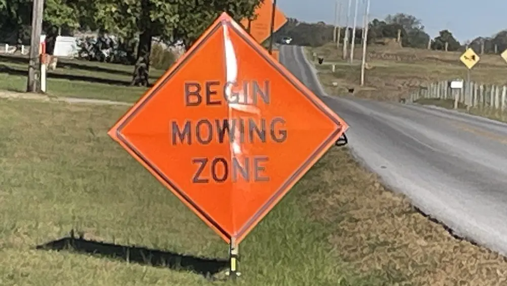 10-27-24-begin-mowing-zone-sign-pic-by-tammy-hancock-2