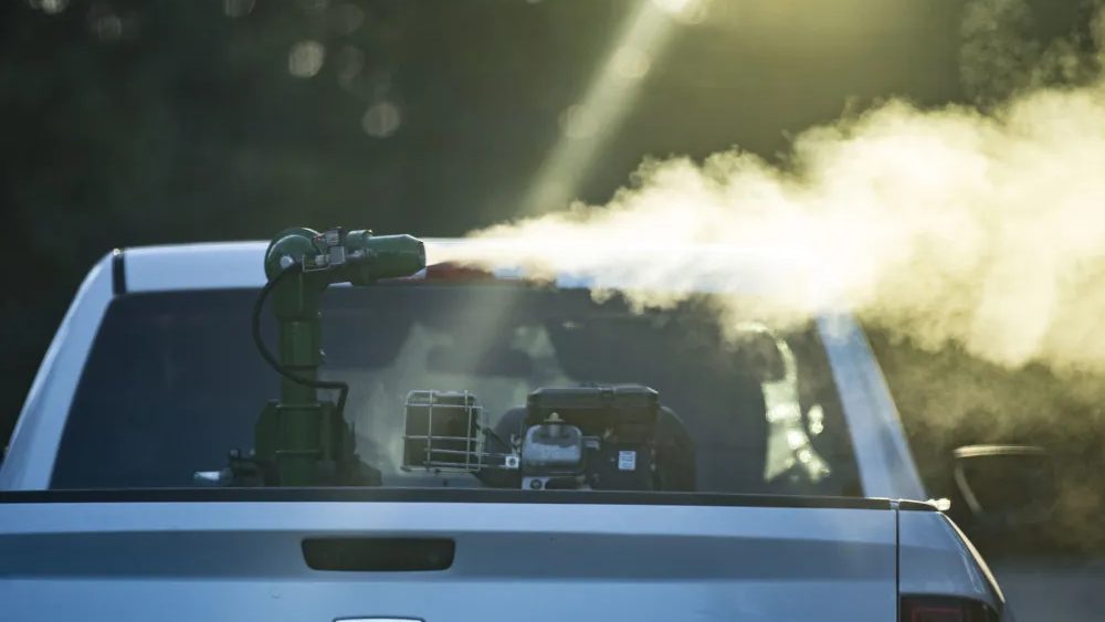 mounted-mosquito-spray