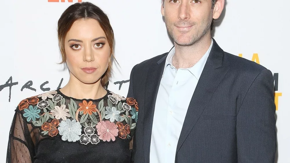 rs_1200x1200-250104162128-1200-aubrey-plaza-jeff-baena-los-angeles-film-festival-2017-cjh-010425662035