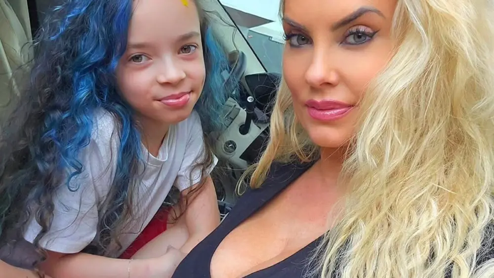 023d61e1-fd0e-49ca-9c1c-f15044404659_1763410235965907