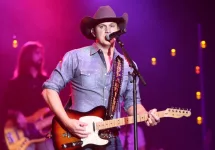 Jon Pardi performs onstage during the "All Time High" tour at the Paramount on January 16^ 2016 in Huntington^ New York.