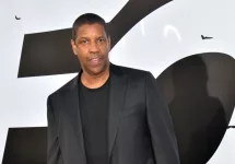 Denzel Washington at the premiere for "The Equalizer 2" at the TCL Chinese Theatre LOS ANGELES^ CA - July 17^ 2018