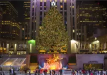Ice skaters fill the skating rink under the Rockefeller Center Christmas tree^ a popular holiday tourist attraction in Midtown Manhattan.NEW YORK CITY - DECEMBER 10^ 2015