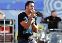 Luke Bryan performs onstage at ABC's Good Morning America Summer Concert Series at Rumsey Playfield on August 7^ 2015 in New York City.