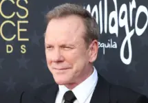 Kiefer Sutherland at the 29th Annual Critics Choice Awards - Arrivals at the Barker Hanger on January 14^ 2024 in Santa Monica^ CA