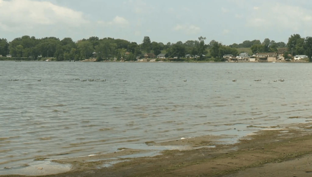 uow6f5y5zfftpimkbmpt3snbeq519327