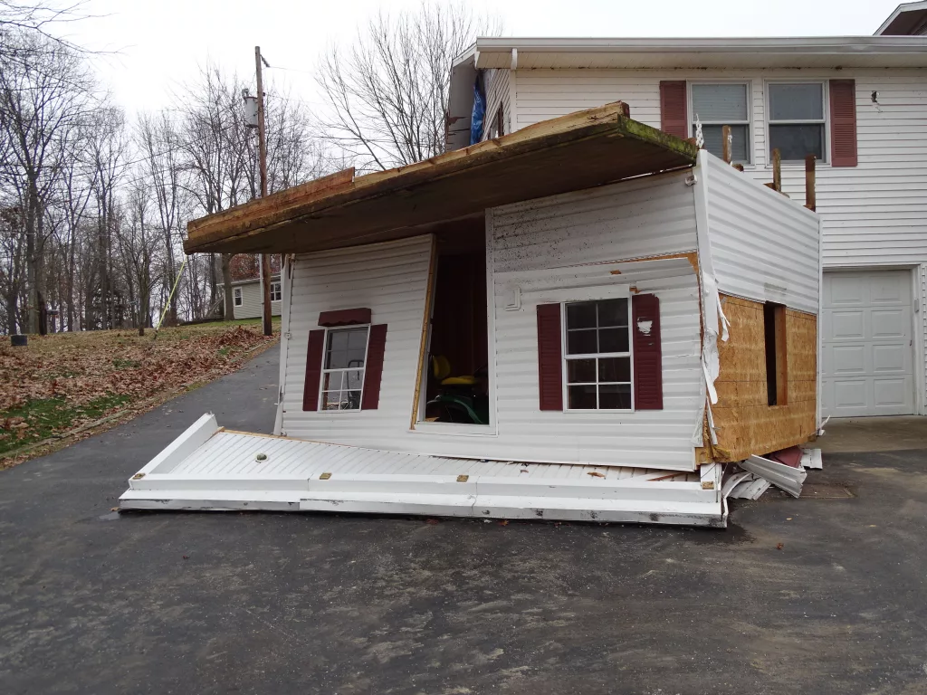 ef1-tornado-damage-trigg-county-2