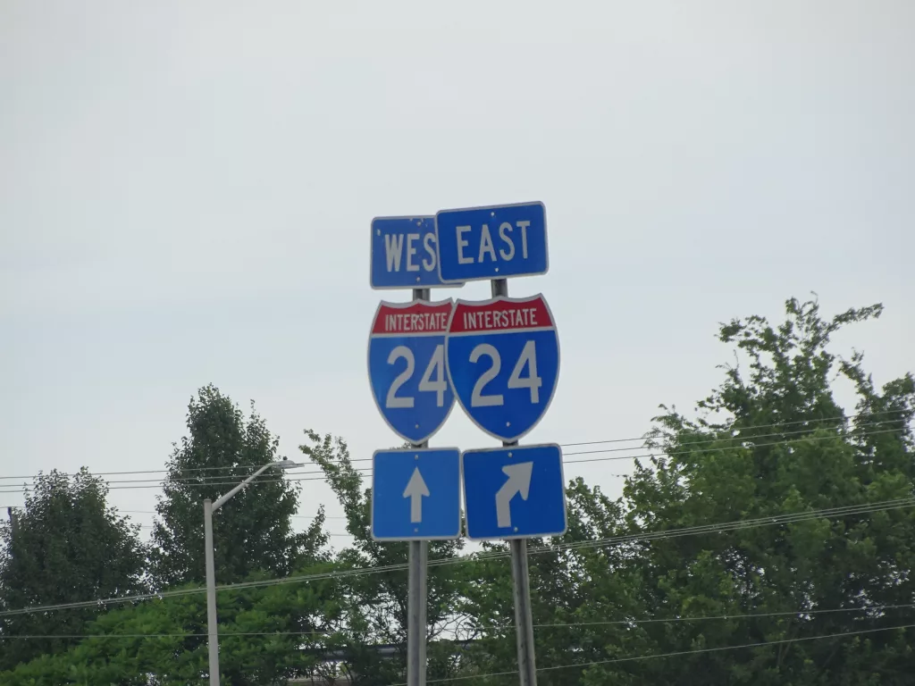 interstate-24-sign-3