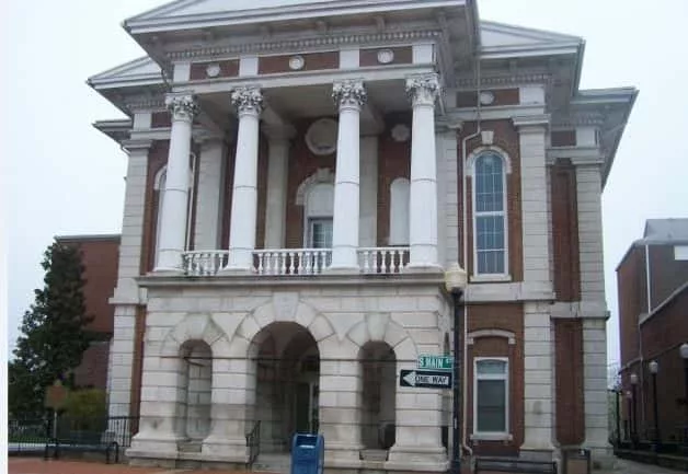 christian-county-courthouse