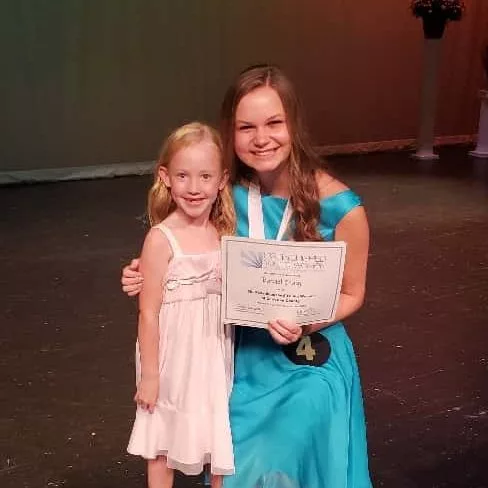 distinguished-young-women-of-christian-county-2