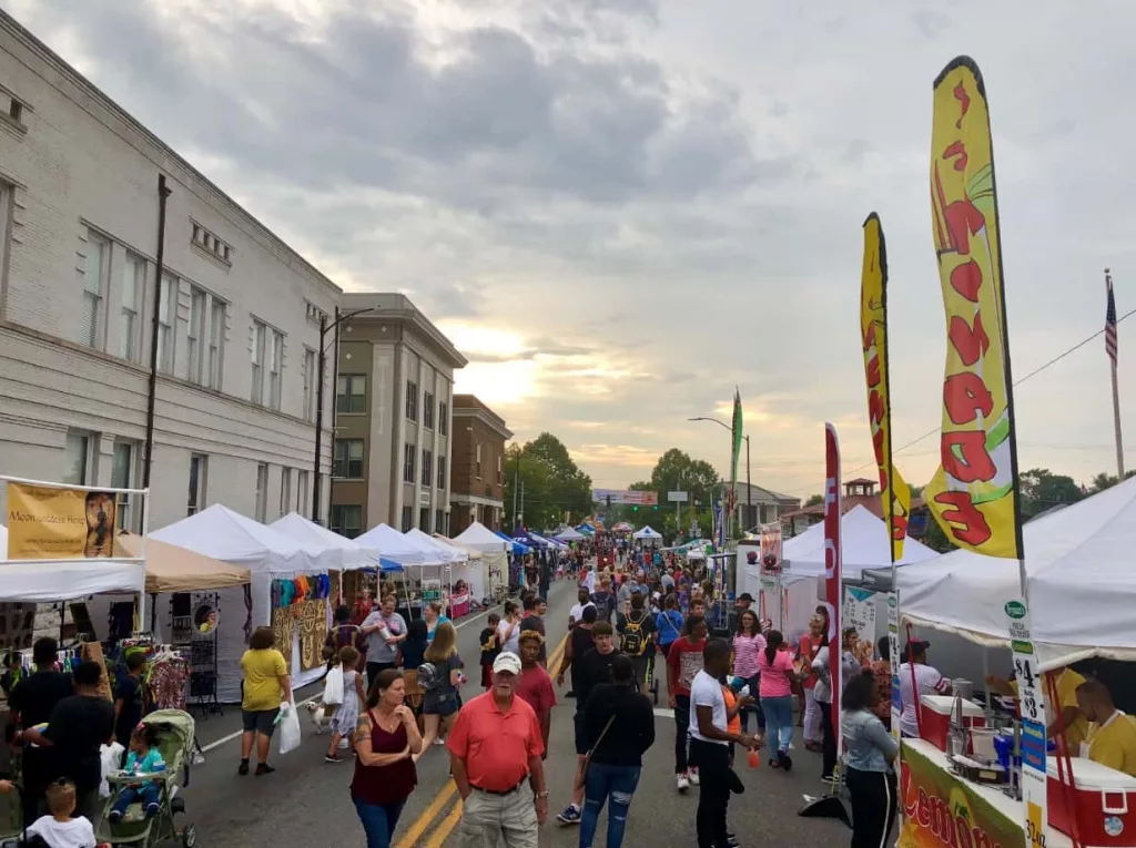 08-29-18-summer-salute-1