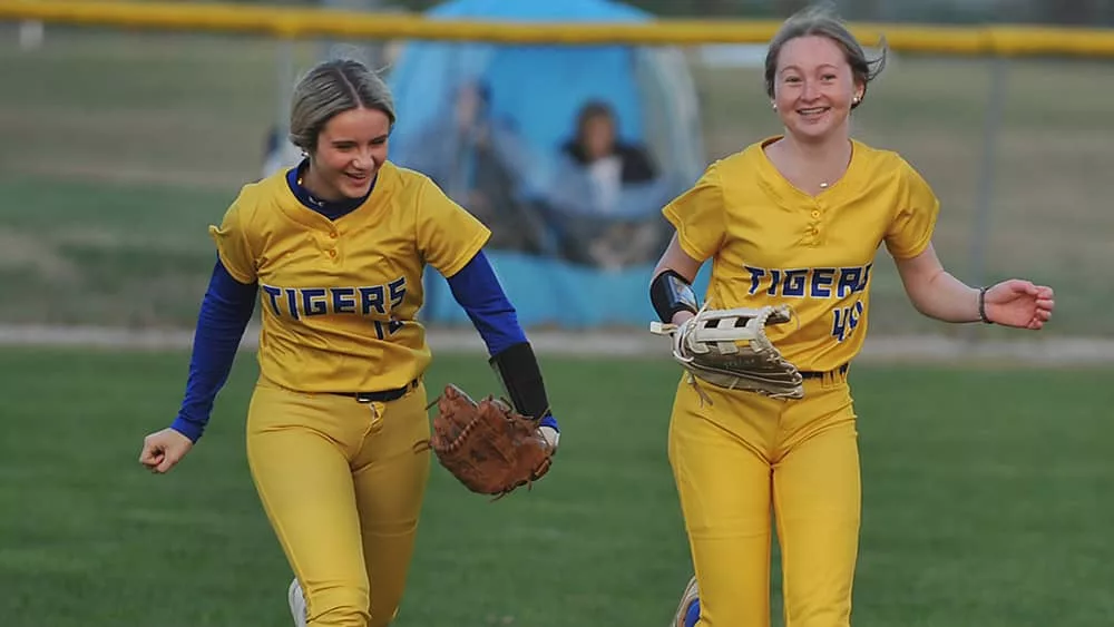 maci-tyler-and-daelen-kizzee554859