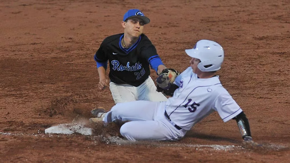 lyon-crittenden-2615196