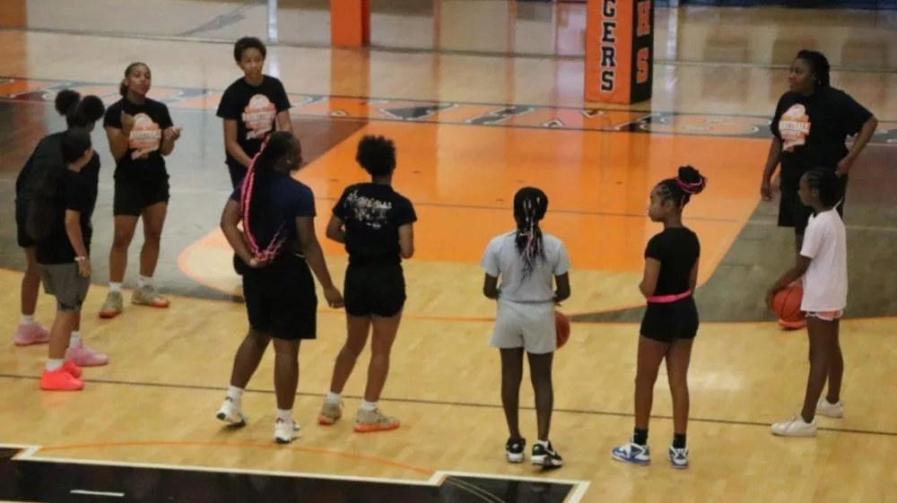 hopkinsville-lady-tigers-camp-16-e1718661527193787682