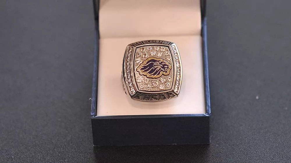 lyon-championship-ringjpg989068