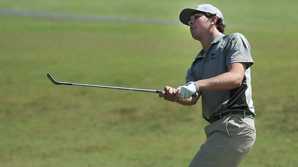 haydon-reynolds-at-region-tourney743408