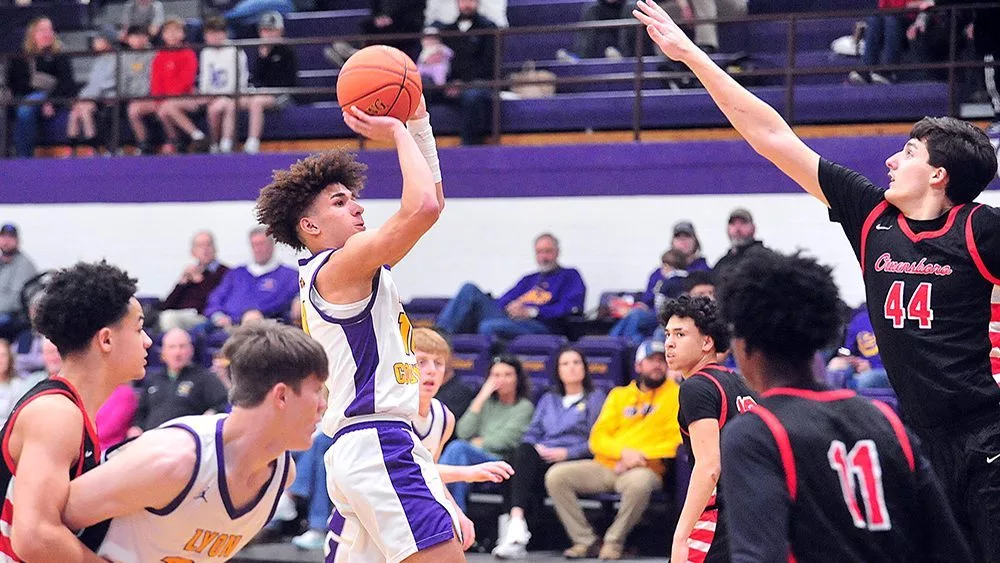 bray-kirk-vs-owensboro944098