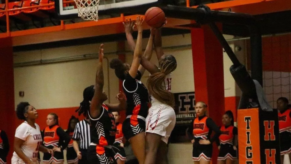 8th-girls-final-7-e1740702796685559753