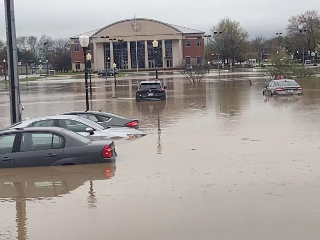 040425-flooding-11-jpg