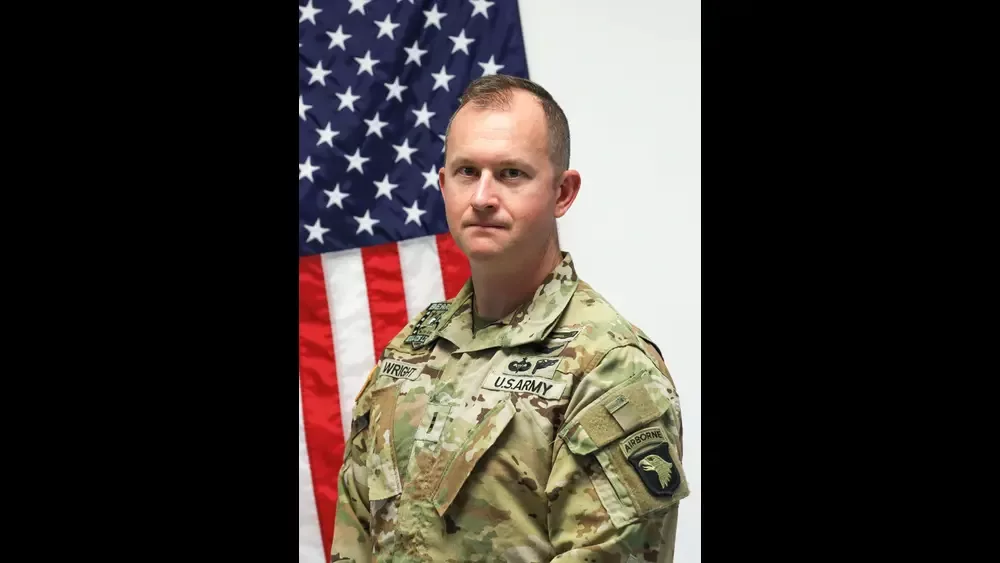 cw2_dustin_wright_hero_photo_with_bgc-png