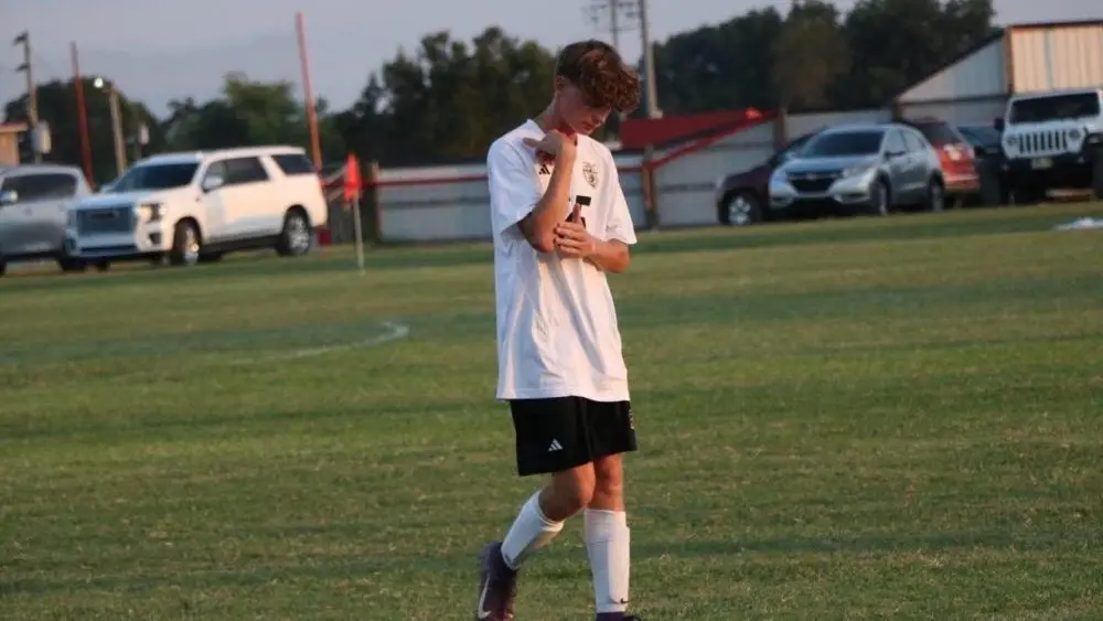 todd-lyon-soccer-33-e1754620964360588380