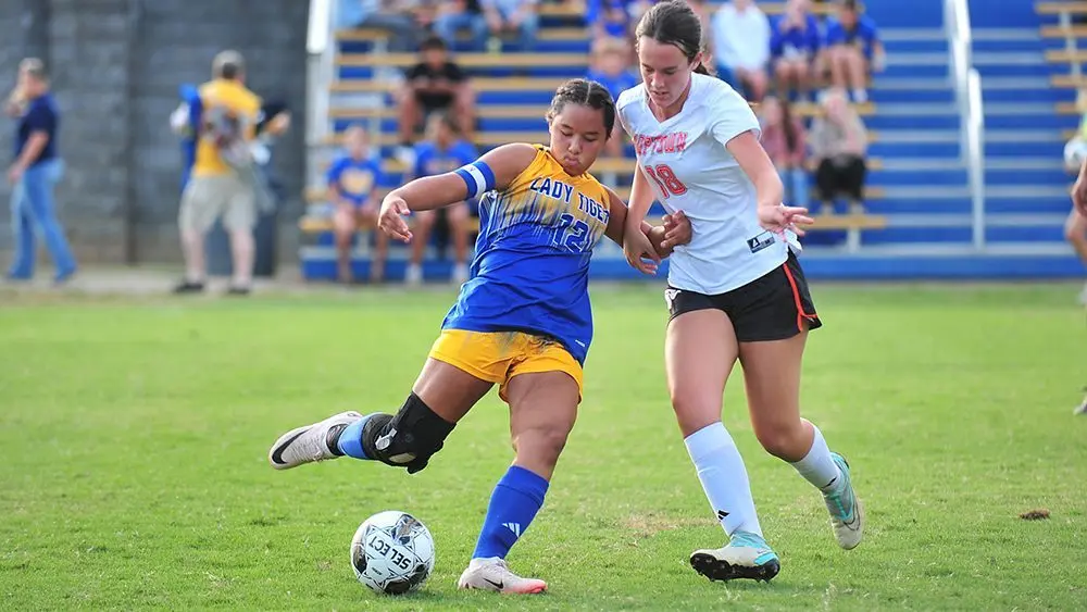 caldwell-hoptown-girls-1157917