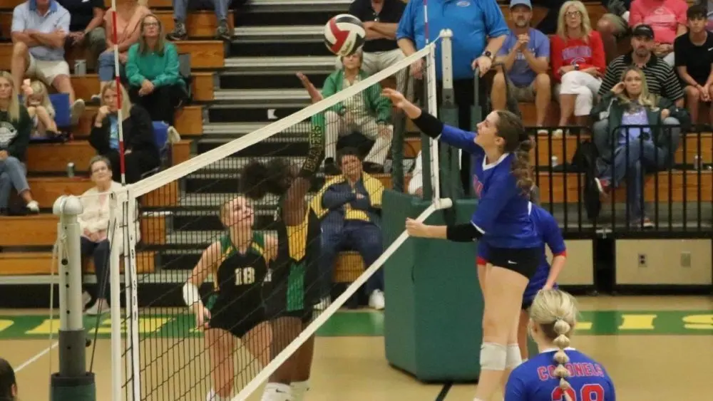uha-vs-cchs-55-e1758684426705931068