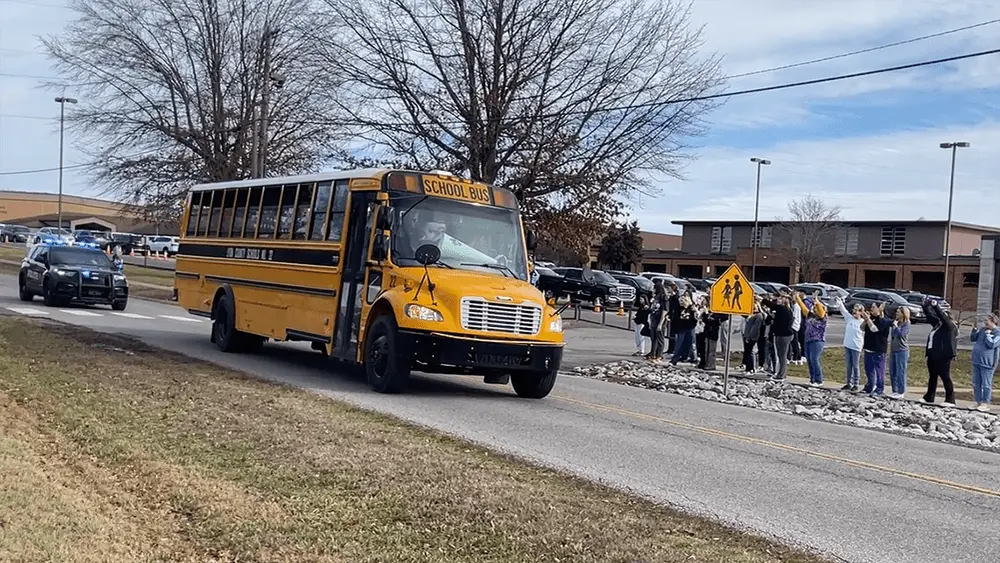 lyon-cheerleaders720794