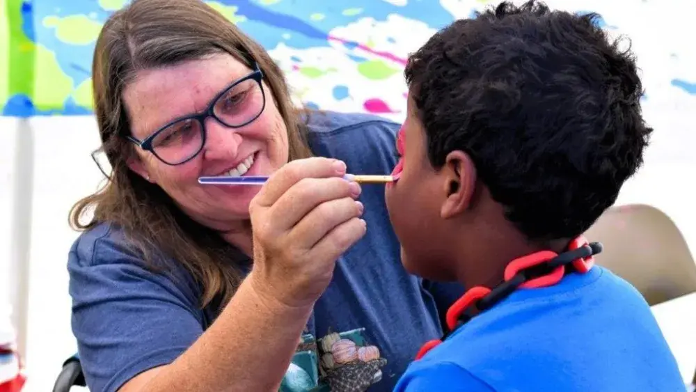 101125-ham-fest-25-jpg-4