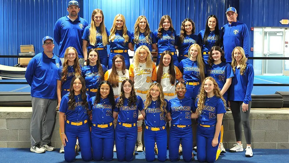 caldwell-lady-tiger-softball714201