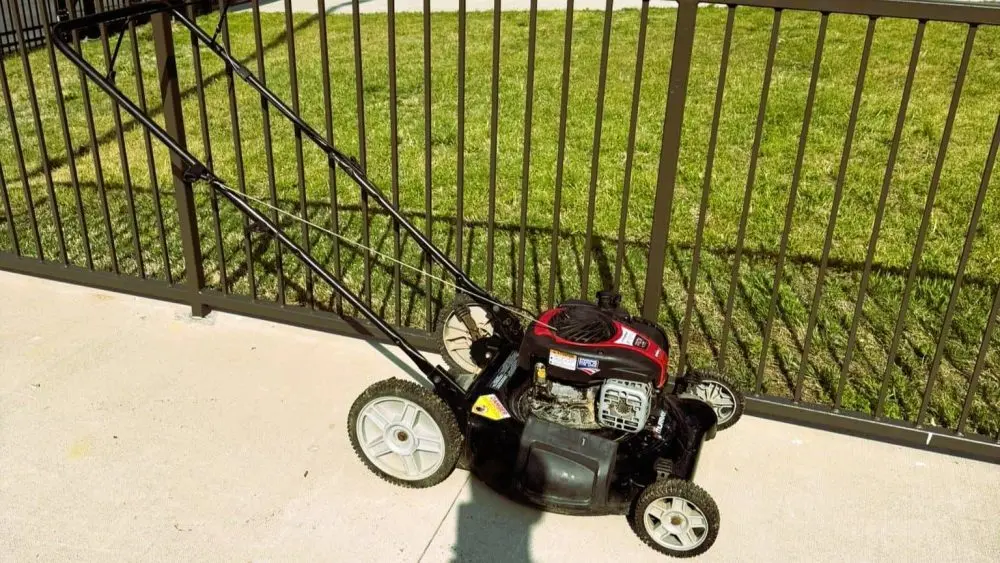 041626-lawn-mowers-1-jpg