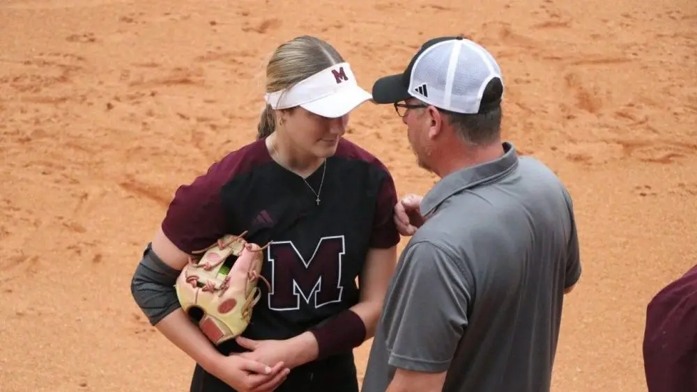 lady-maroons-apollo-20-e1777084140118205737