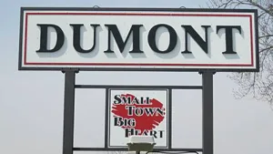 dumont-sign