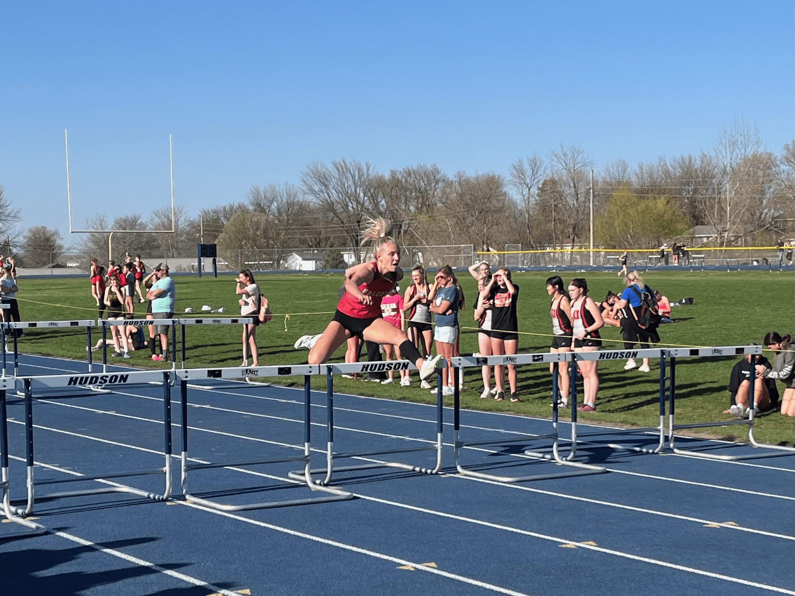 adri-allen-ap-shuttle-hurdle-4-15-24