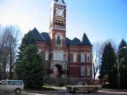 hardin-county-courthouse