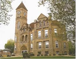 grundy-county-courthouse-2
