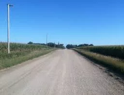 iowa-gravel-road