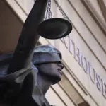 blind-justice-at-the-courthouse-statue