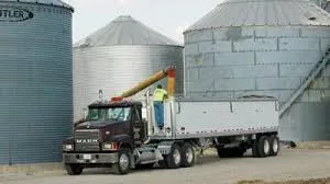 grain-hauling-truck