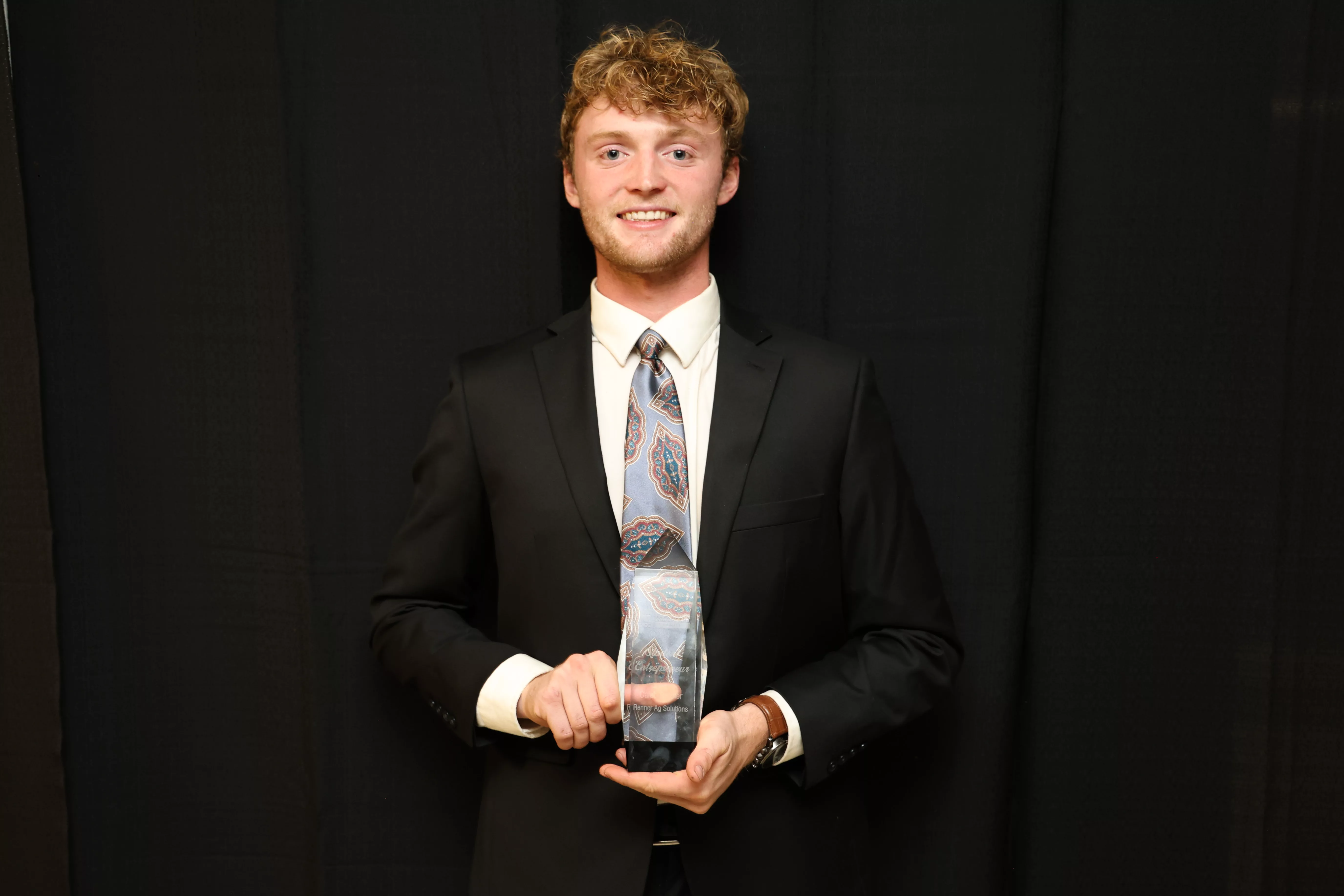 student-entrepreneur-of-the-year-caleb-renner-pappajohn-gala-2024