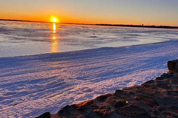 clear-lake-frozen-over