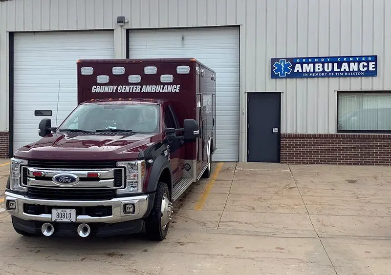 grundy-center-ambulance-2
