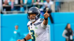 Russell WILSON (3) plays against the Carolina Panthers at Bank Of America Stadium in Charlotte^ NC. November 25^ 2018