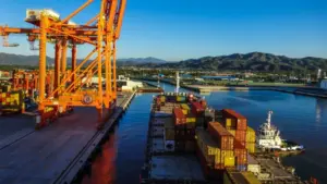 Container vessel approaching the berth Manzanillo^ Mexico - November 1 2015