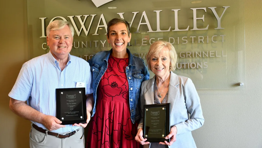 Two IVCCD Board Members Recognized for Service