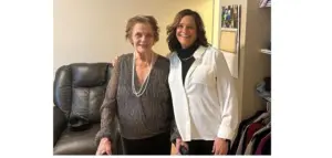 Lori Phillips (right) and her mom, Judy Photo: Radio Iowa