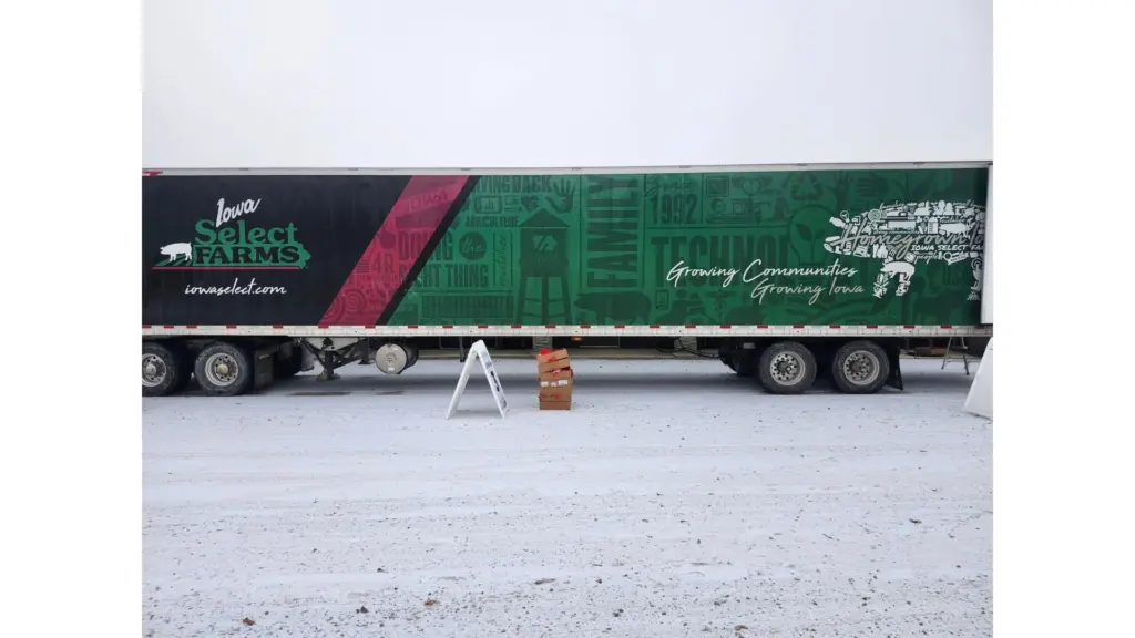 iowa-select-operation-christmas-meal-foundation