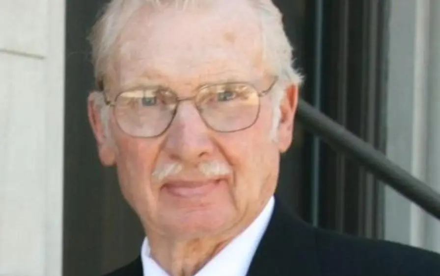 lloyd-stauffer%c2%93iez%c2%8fiyn%c2%84iezoi%c2%9cq%c2%b5