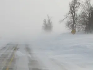 blizzard-in-rural-iowa